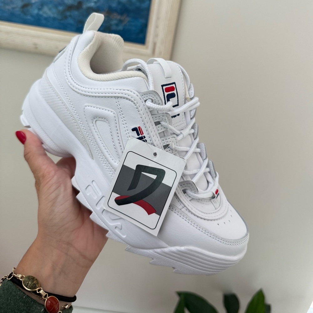 FILA Disruptor II Premium Sneakers size 7.5 (brand new!)